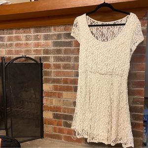 Large Kimchi Blue Cream Lace Dress